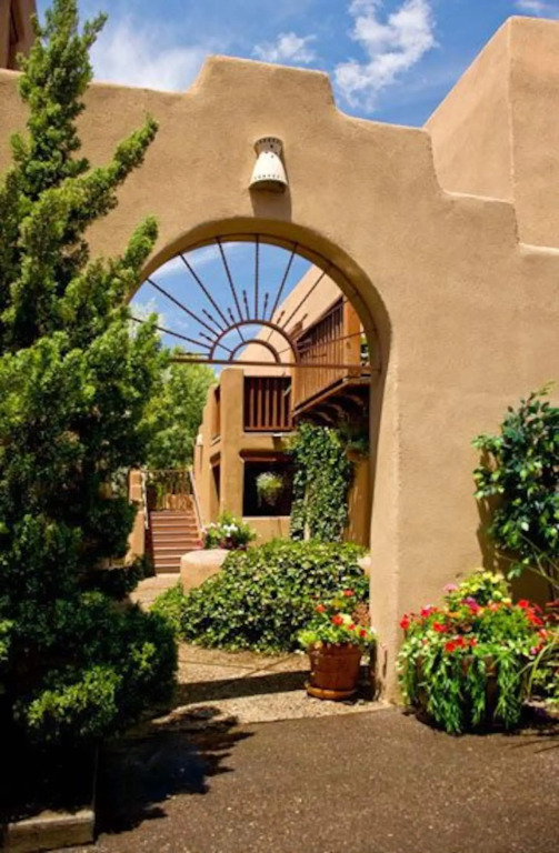 Inn on the Alameda