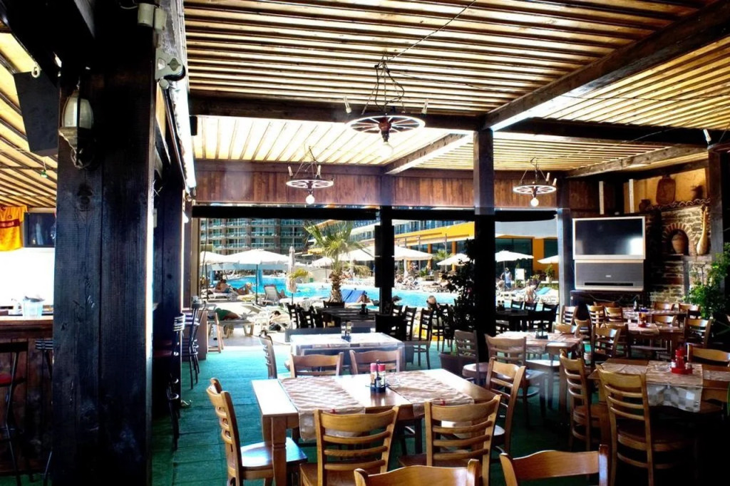 Hotel Glarus Beach