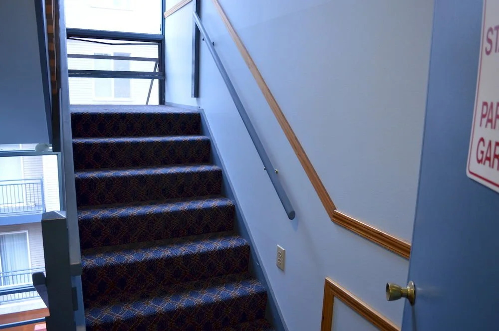 University Motel Suites
