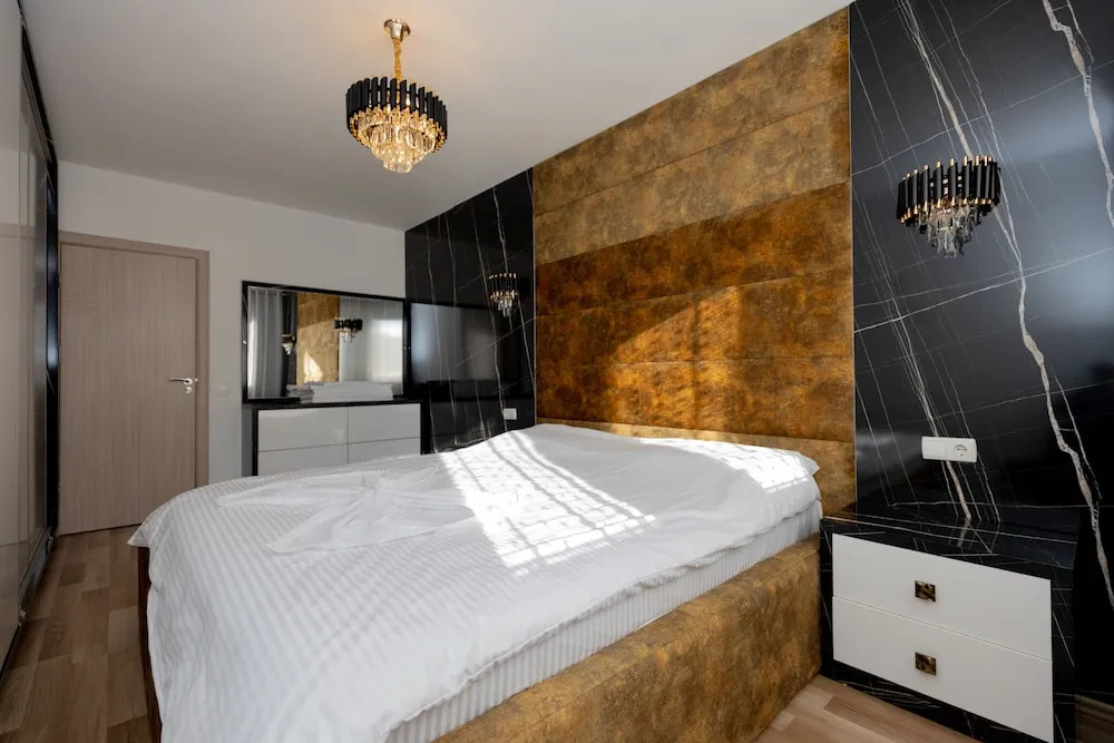 Dodona Apartments