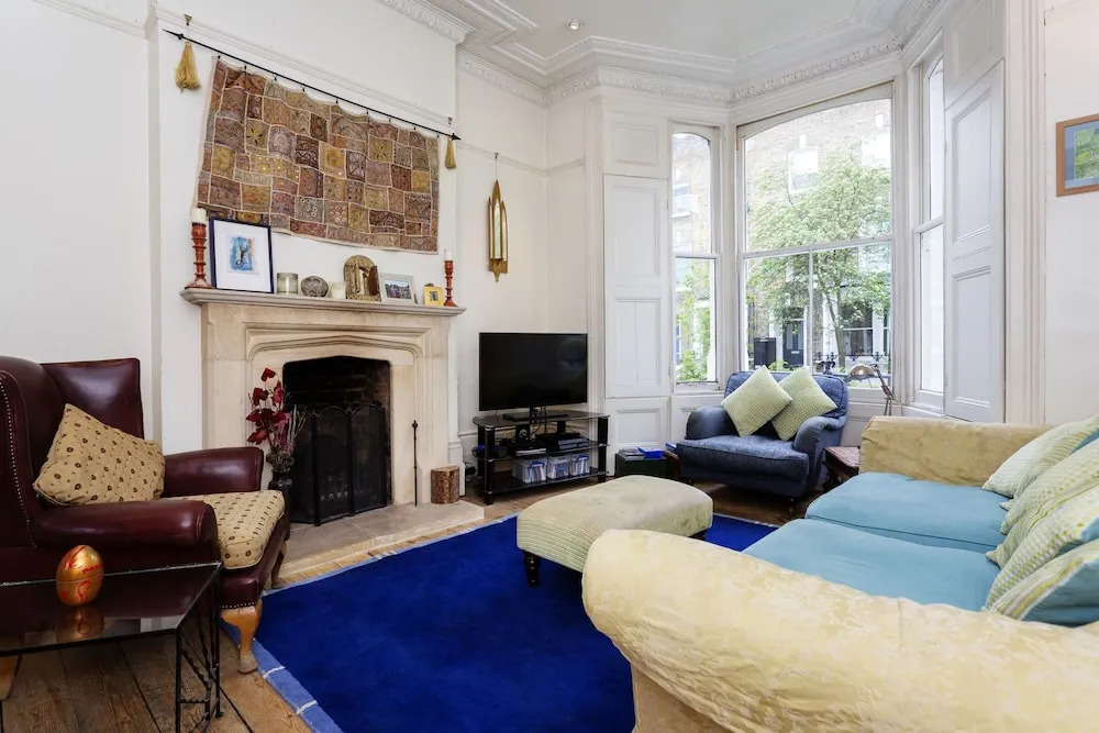 Veeve - Homely Highbury