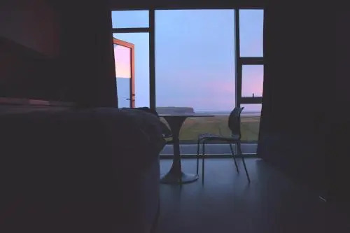 Black Beach Suites