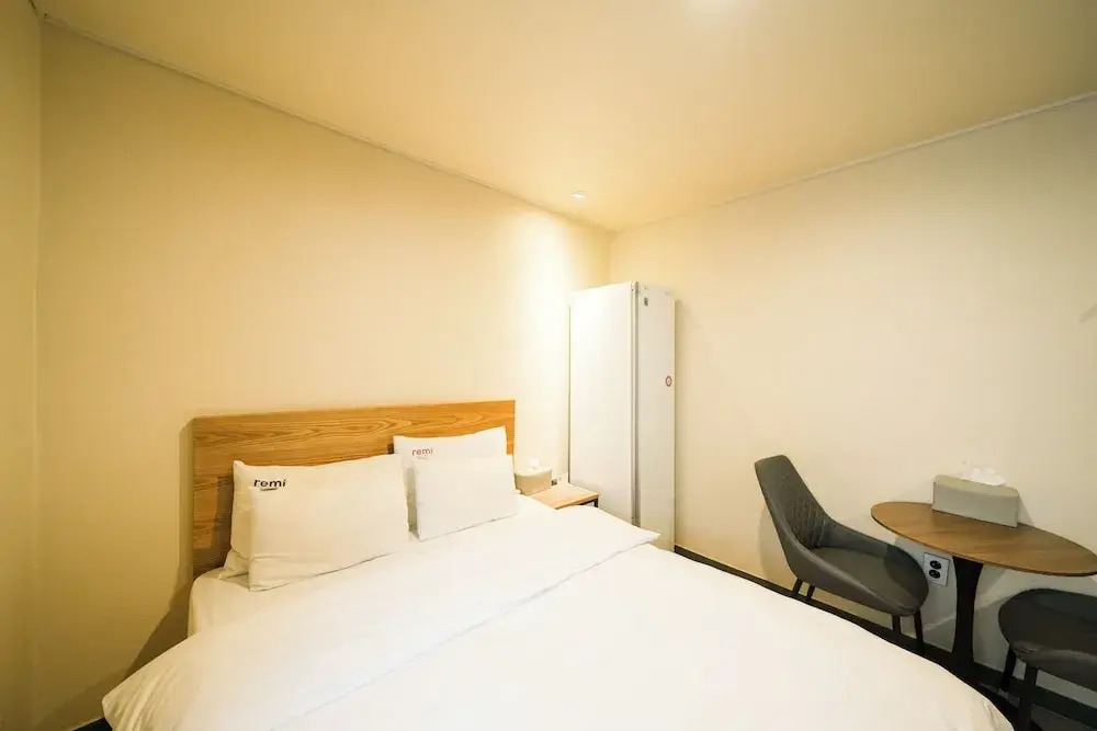 Hotel Remi