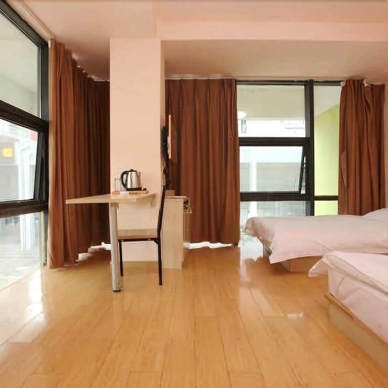 Lanqin Hotel