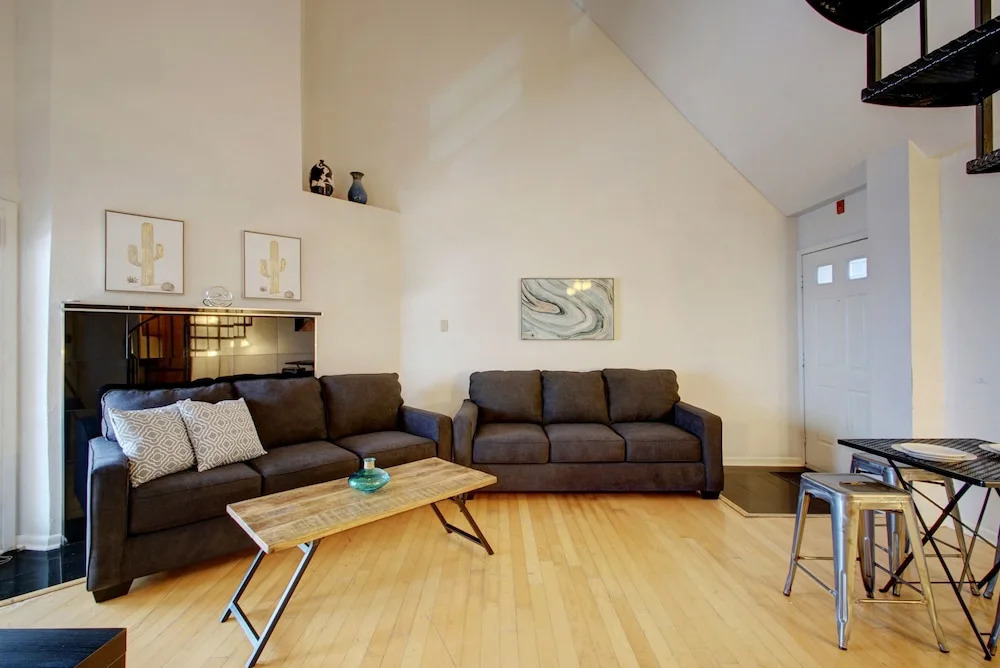 AustinStays 4 Bedroom Downtown Suite