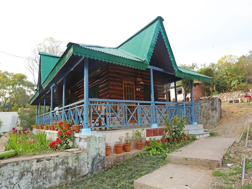 OYO 10766 Home 2BK cottage Himtal