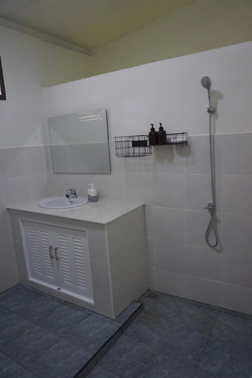 S L A bar n'bed - Hostel