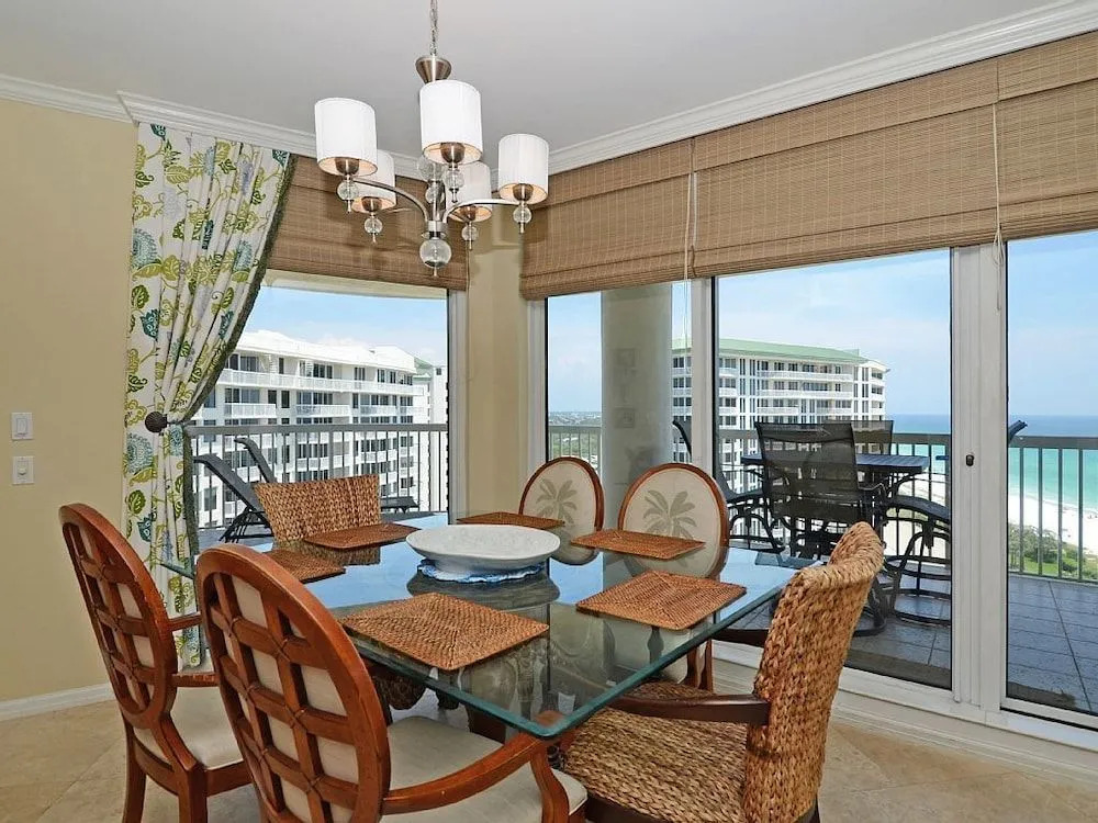 St Maarten 1401 Silver Shells 669247 by RedAwning