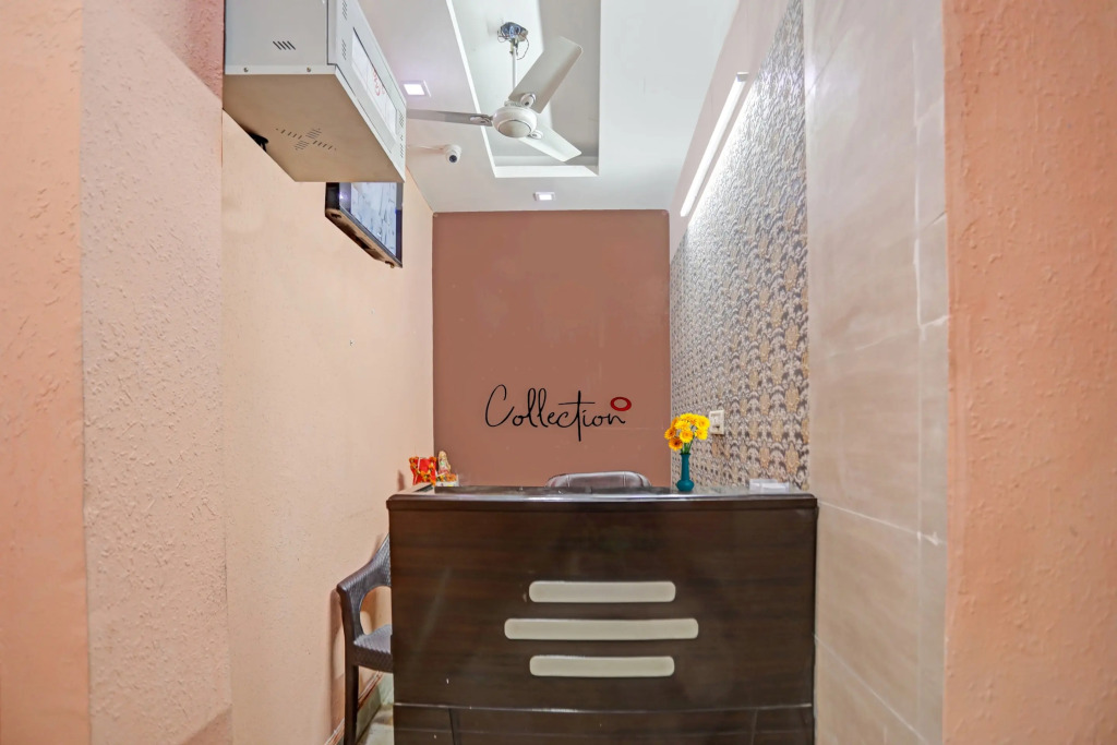 Collection O Nirvana Residency Near Lotus Temple