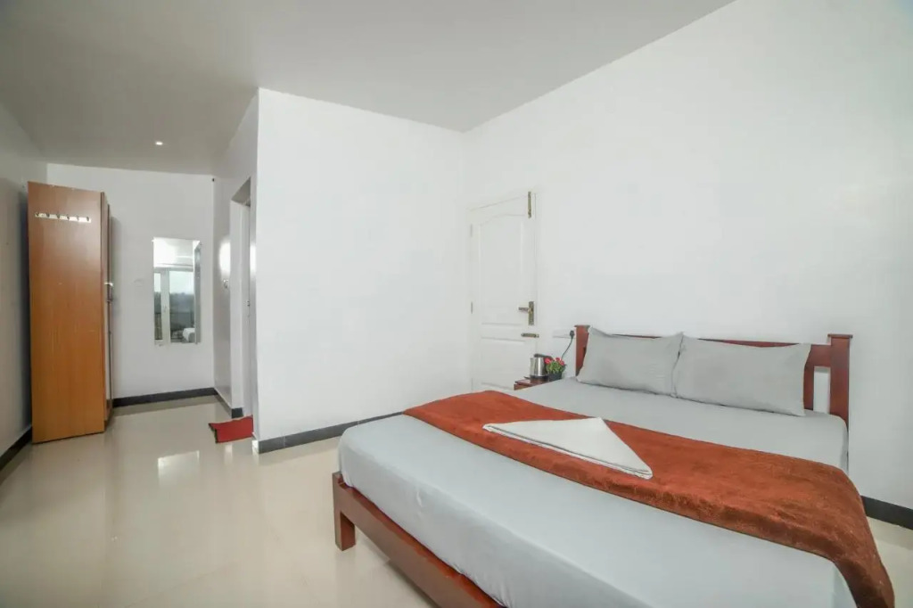 Peri Resorts