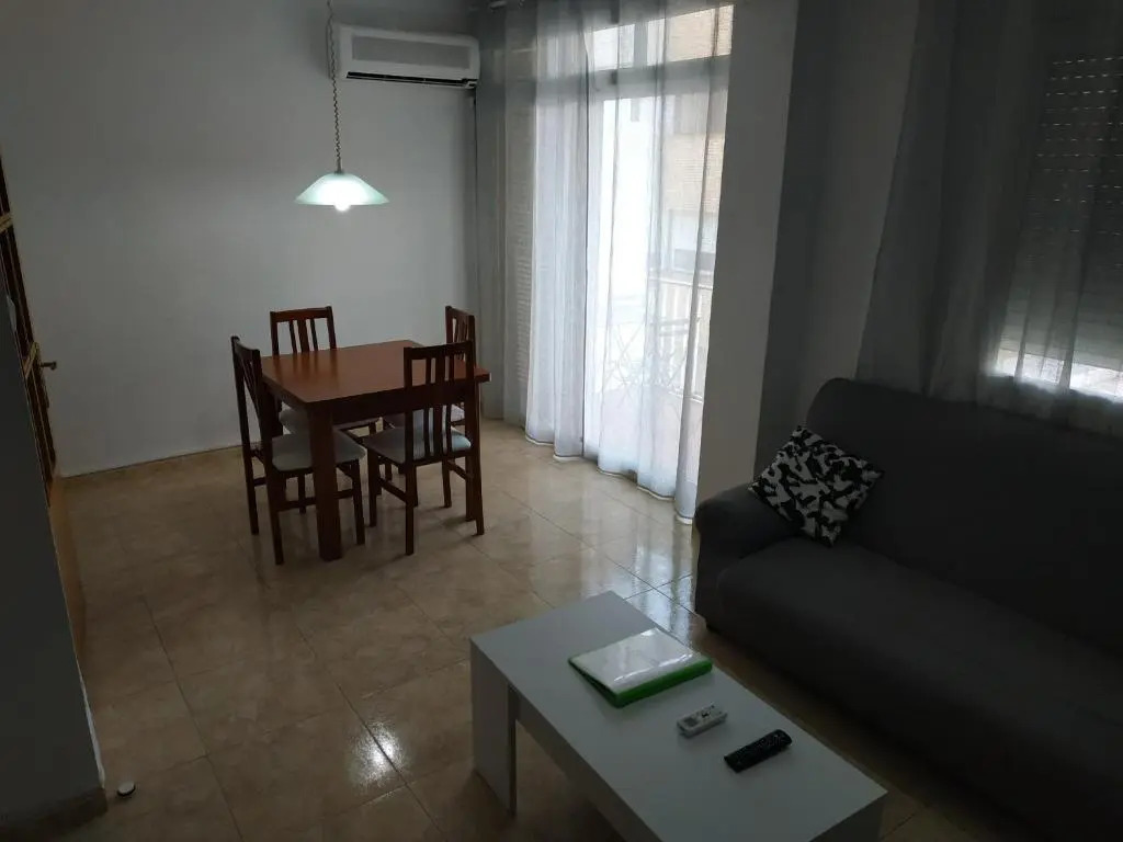 RMM27 - Piso en zona tranquila de Tortosa