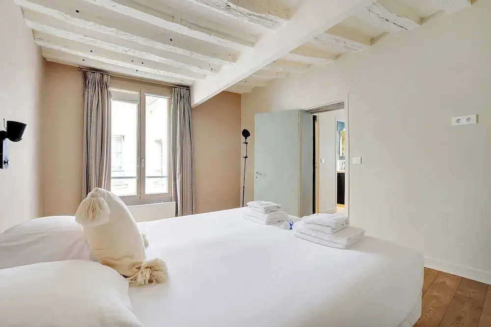 Chic Apartment -1br/4p- Haut Marais / Republique
