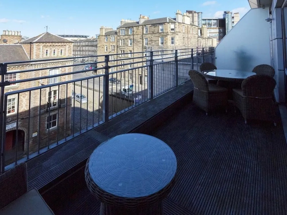 Luxurious Braemore City Centre Apartment