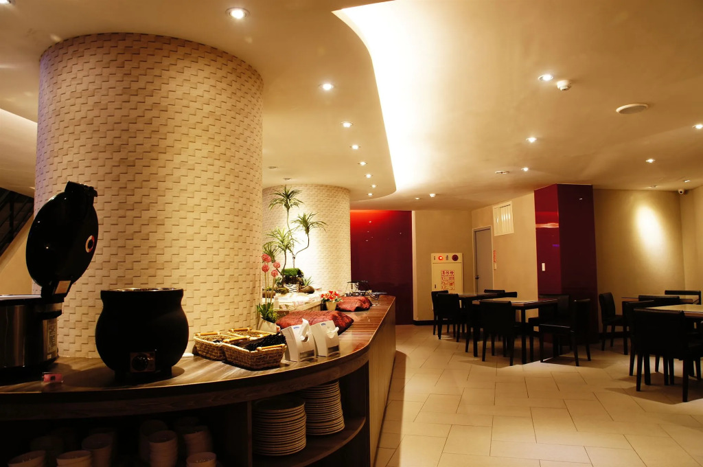 Sparrow Hotel