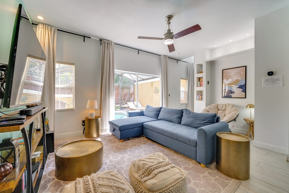 4 Mi to Disney: Family Home w/ Private Pool!