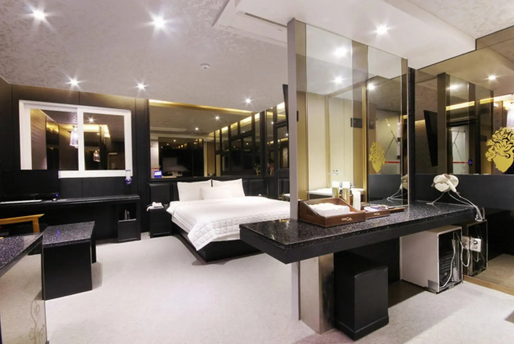 CIEL Motel