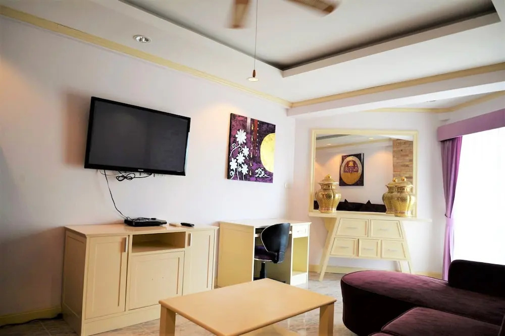 1-bed Condo at Jomtien Beach - Sleeps 2