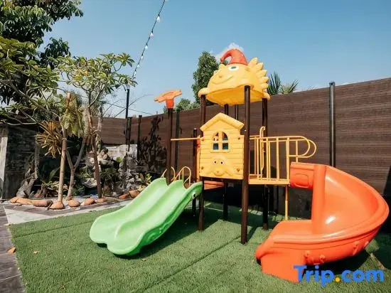 Ipoh Cozy 27 Pool Villa 6B5B 30 pax by Verve