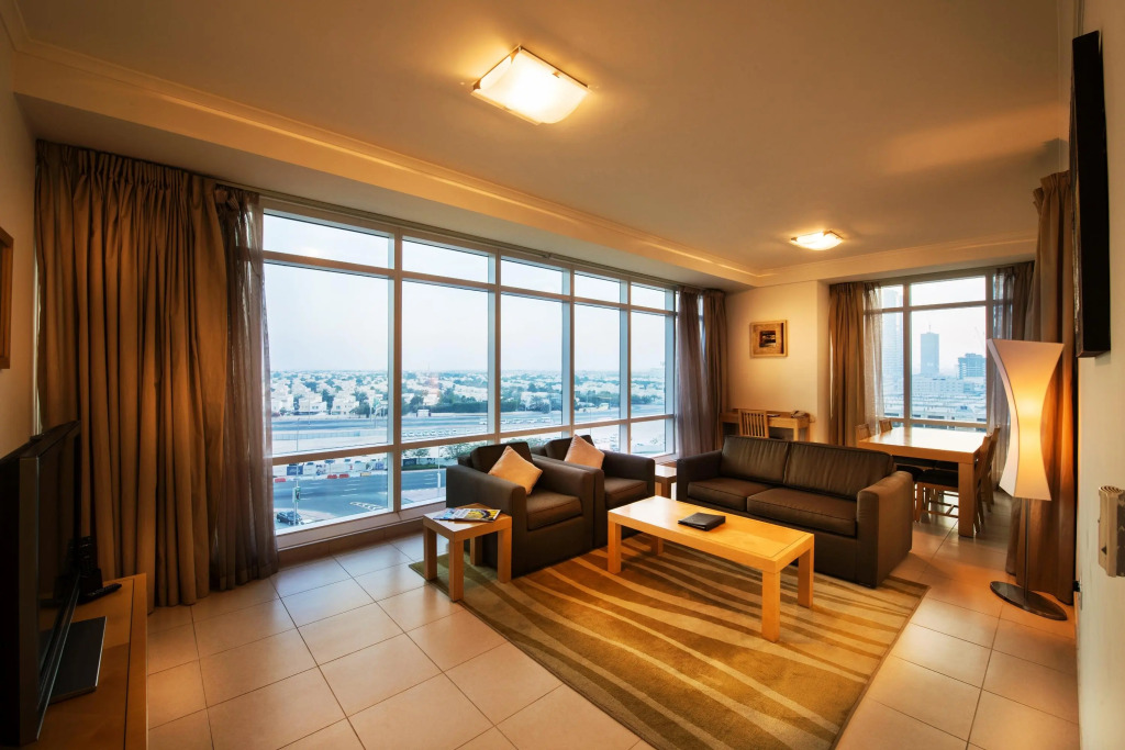 Oaks Liwa Heights Hotel Suites