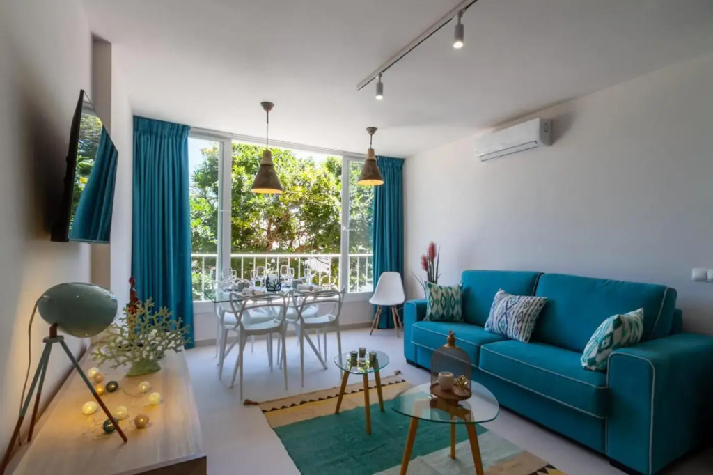 Ceibo Centro Plaza Banús Suite Apartment