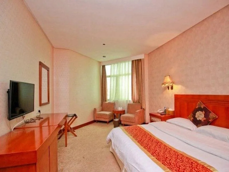 KMC Holiday Hotel