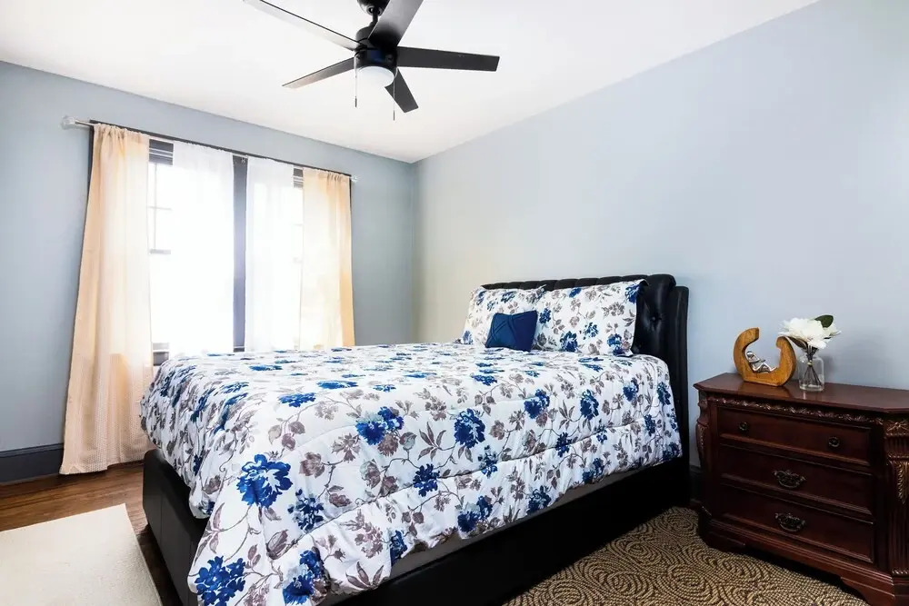 5Br, 1.5 Ba Close To Niagara Falls State Park