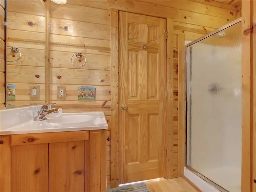 View Catcher - Two Bedroom Cabin