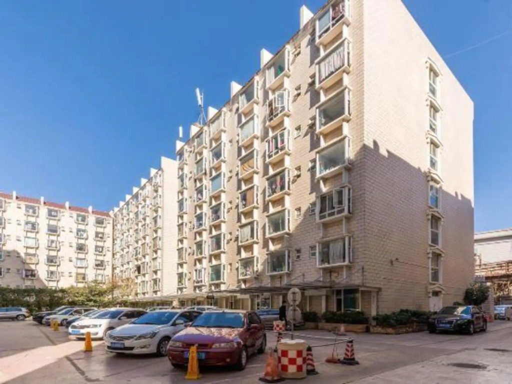 Lianhua Xiaozhu Apartment Hostel