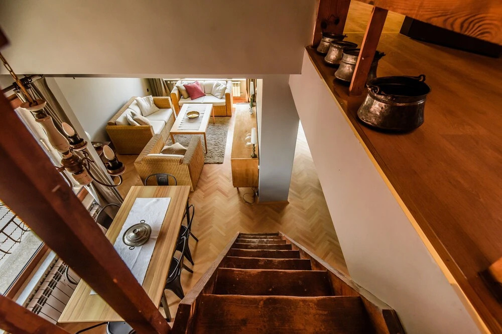 FM Luxury 3-BDR Apartment - 3 Levelled Home