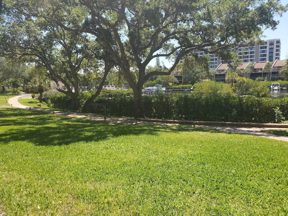 Midnight Cove Ii 715f - Siesta Key Beauty! 2 Bedroom Condo