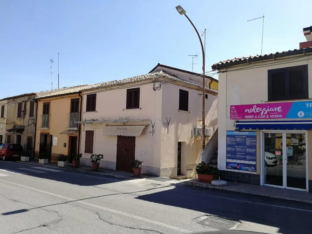 Tropea Travel's House