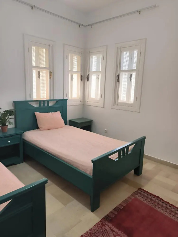 Yasmina Apartment in the Heart of the Tourist Area