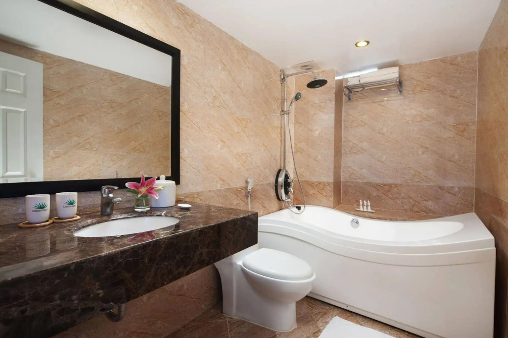 Serenity Villa Hotel