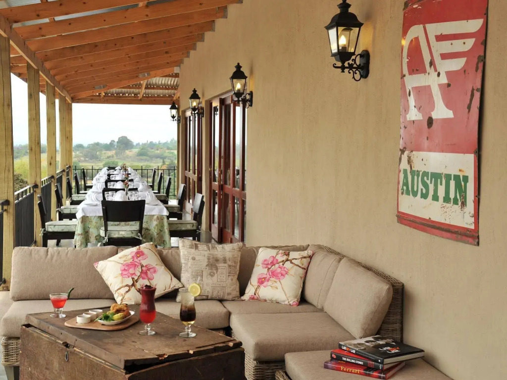 Casterbridge Hollow Boutique Hotel