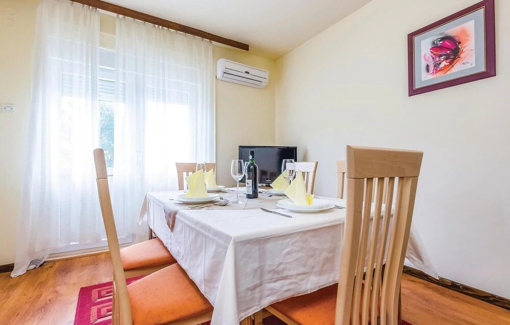 Beautiful Home in Crikvenica With Wifi and 3 Bedrooms