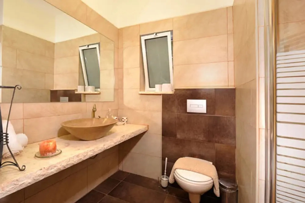 Mul Kineret Suites