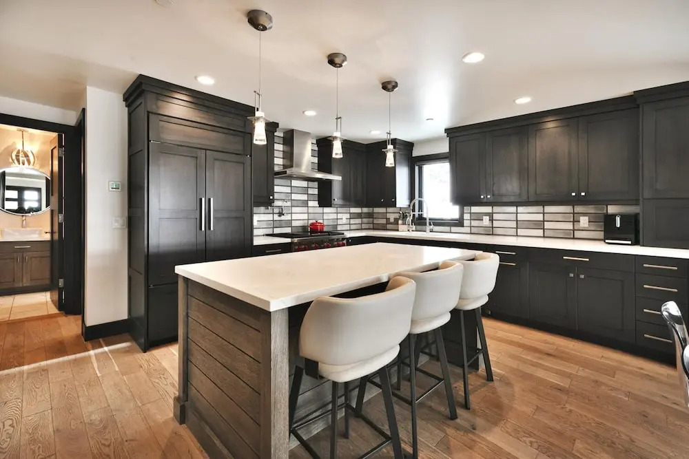 Pinetree by Avantstay Modern Park City Getaway w/ Patio & Balcony