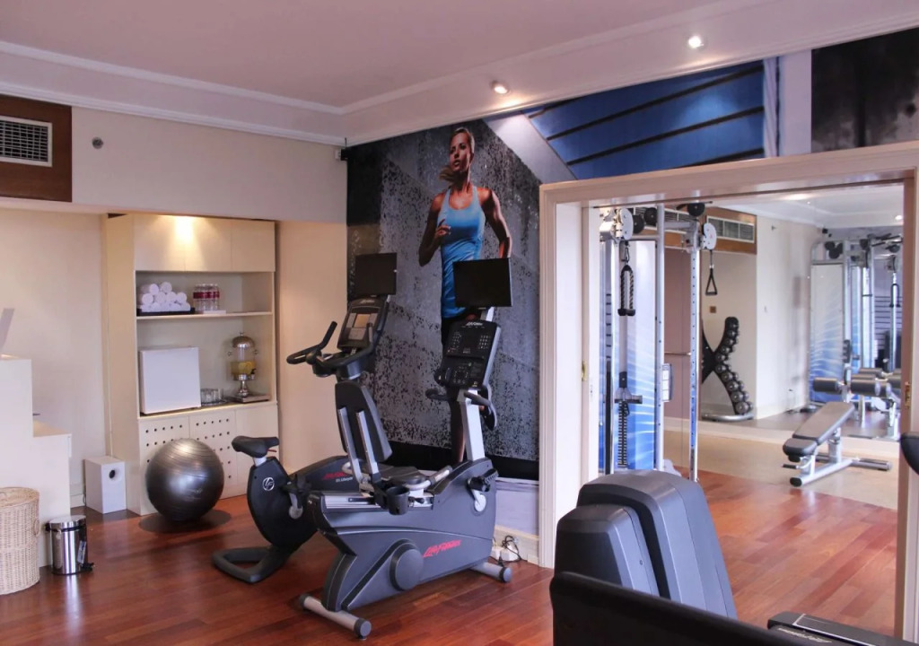 Mangkuluhur ARTOTEL SUITES