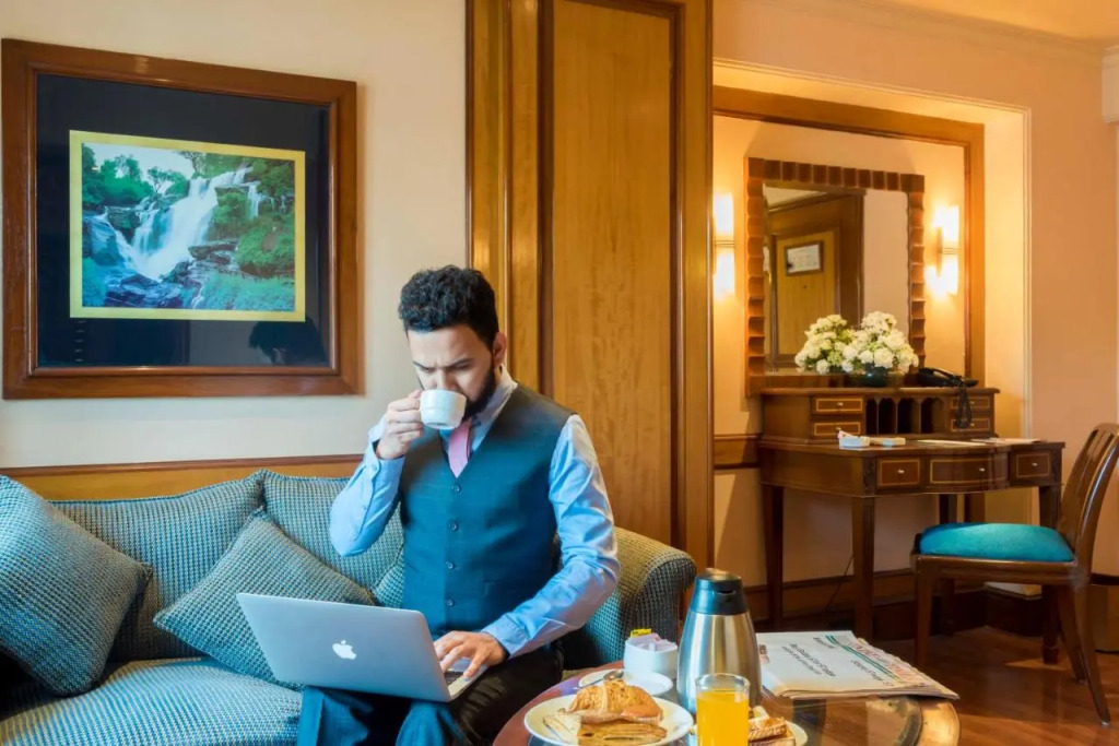 Hotel Parle International