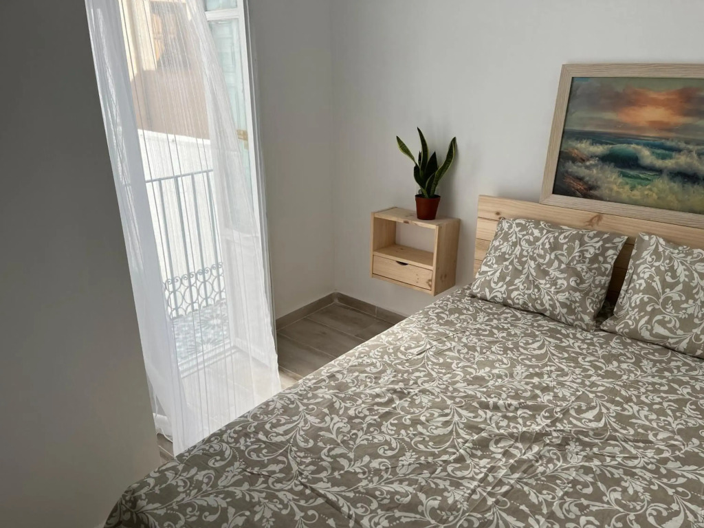 Apartamento “D”, junto a Plaza Mayor, Santa Catalina
