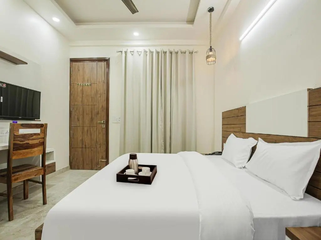 Hotel Maharaja Palace Boutique Hotels Near Medanta Medicity Gurgaon