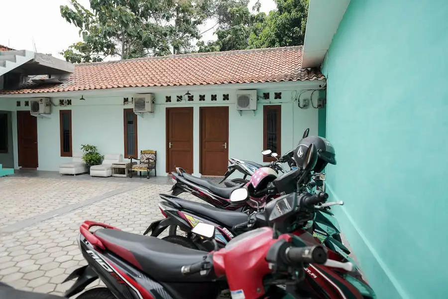 RedDoorz Plus near Universitas Saburai Lampung