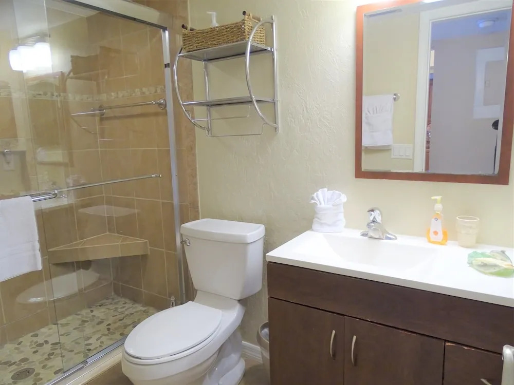 Midnight Cove II - 137 2 Bedrooms 1.5 Bathroom Condo