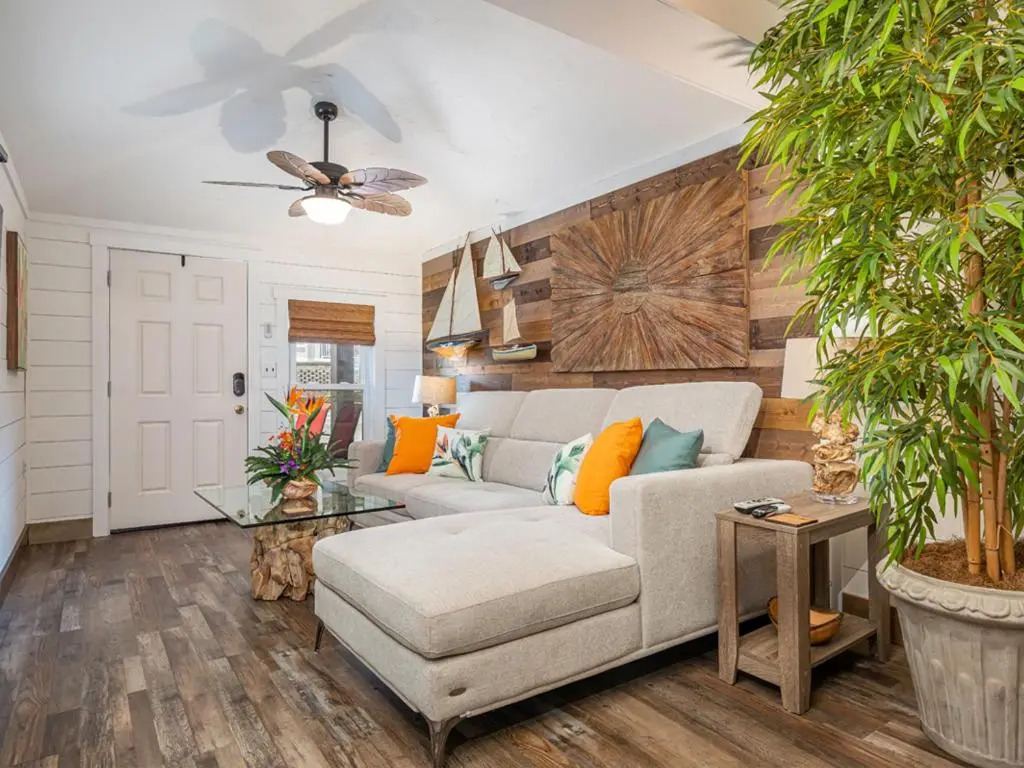 Gilligans Island by Tybee Vacation Rentals