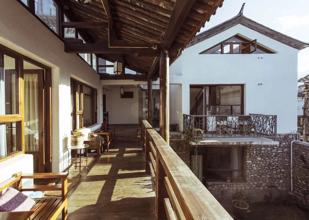 Grandma's Maomaocool Travelling Hotel