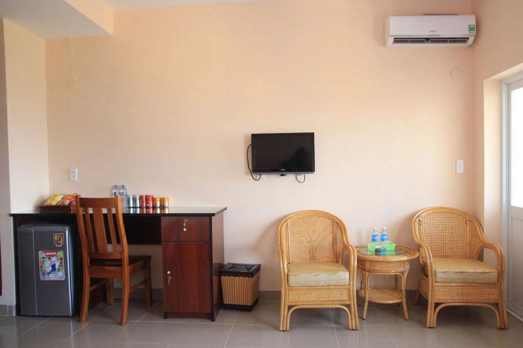 Ngọc Hân Hotel By The Moment