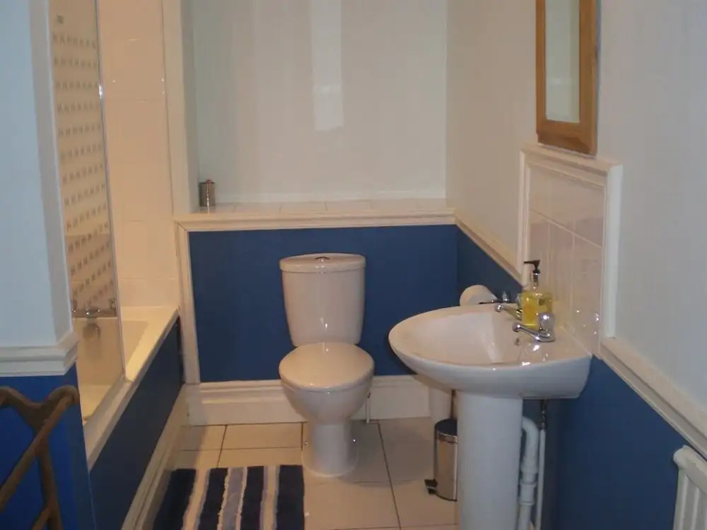 Flat 5 Cardiff
