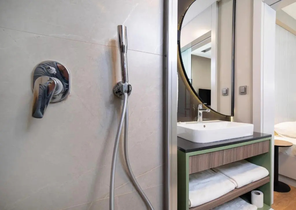 Vesta Rooms