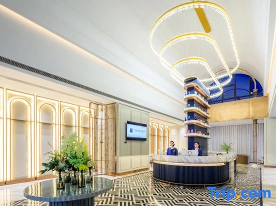 Mehood Lestie Hotel (Longhu Financial Island Zhongyuan Technology Branch