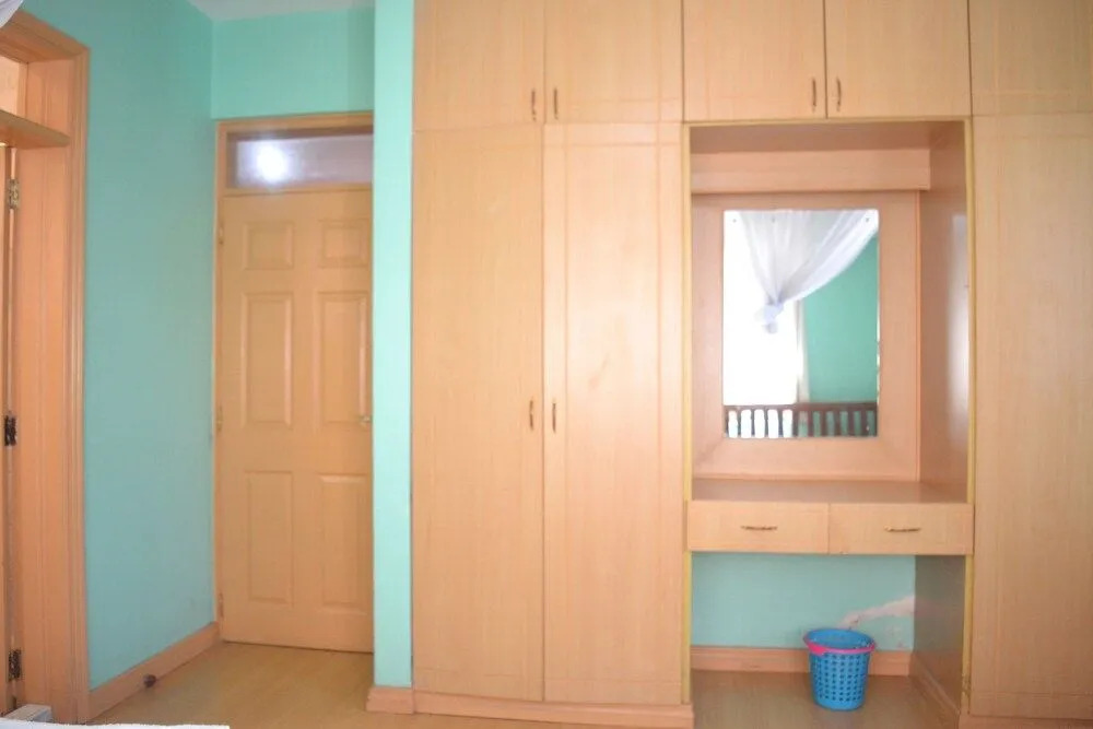 Hillview Apartment